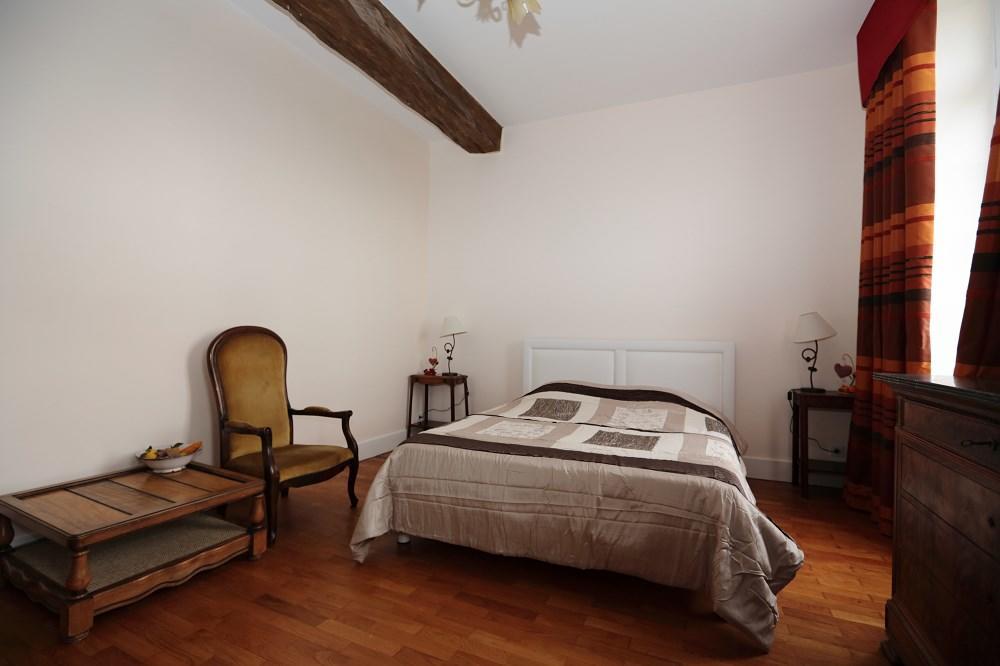 La Maison De Ma Tante Pougues-les-Eaux Exterior foto